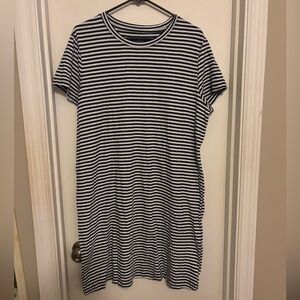 Time and Tru Black and White Striped Dress